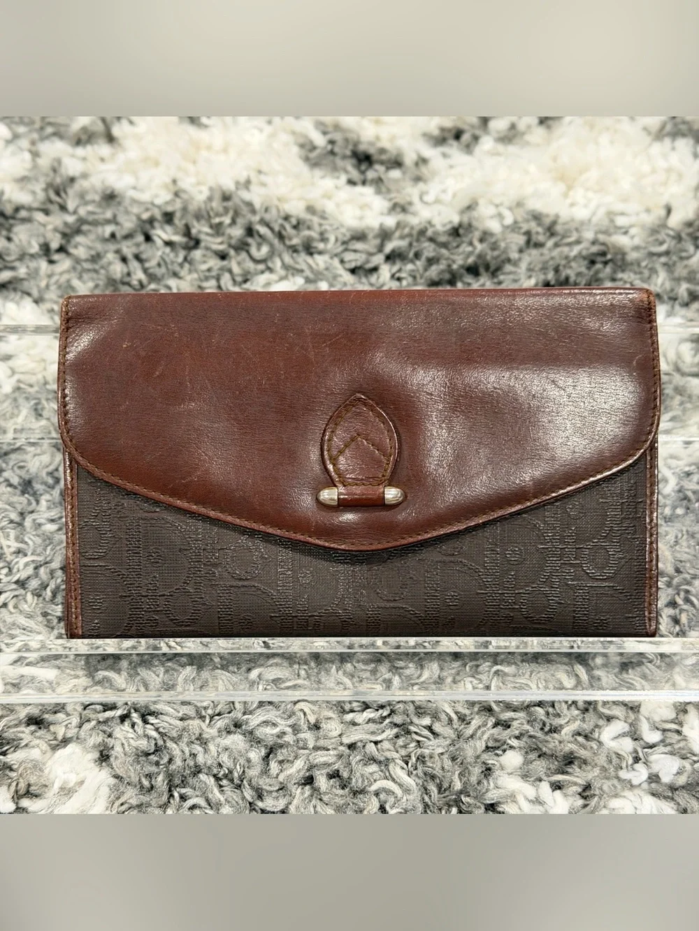 EUC Authentic Vintage Christian Dior Kiss lock Long Wallet Leather